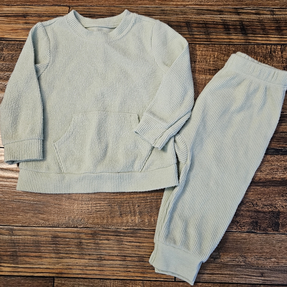 Cat & Jack Baby Boy Size 6-9M